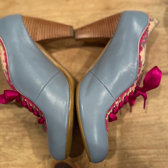 Poetic Justice London Blue Pink Floral Leather heels feminine cottagecore 8.5M - Picture 8 of 16